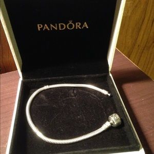 Pandora 7.5" Bracelet with Pandora Clasp